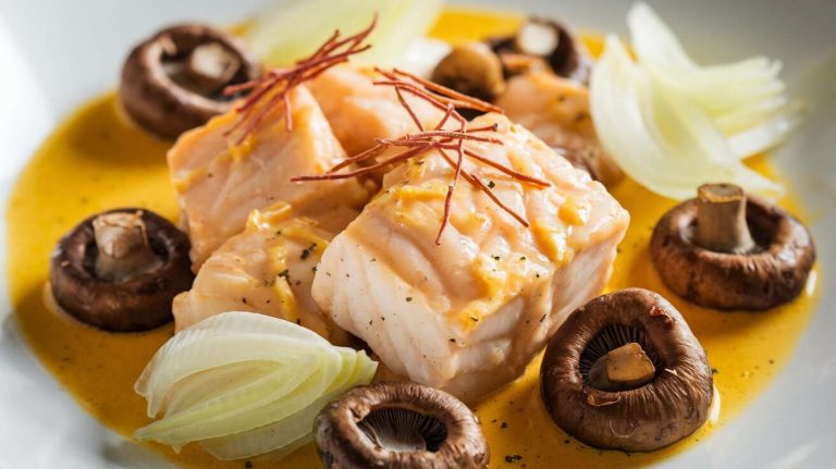 Blanquette de lotte au safran : recette gourmande et facile à réaliser
