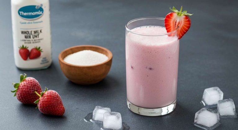 Milkshake à la fraise au Thermomix : recette rapide et facile