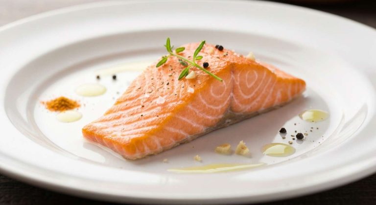 Cuisson du saumon à l'eau : recette facile et rapide